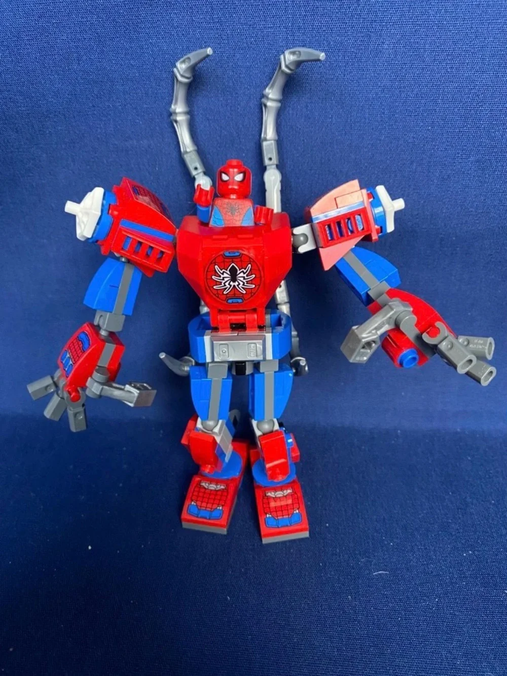 LEGO Marvel Super Heroes: Spider-Man Mech (76146) - 100% Complete with Manual